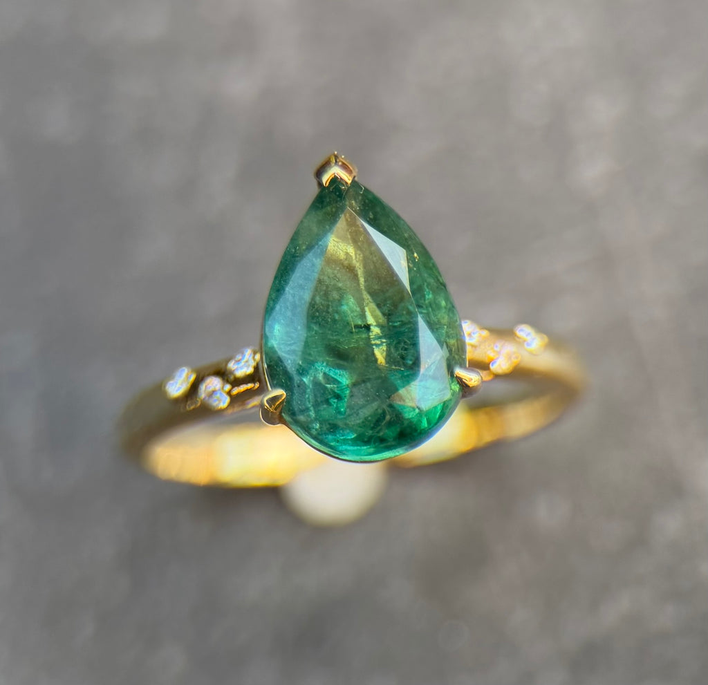Fern: 2.75 CT Emerald Ring