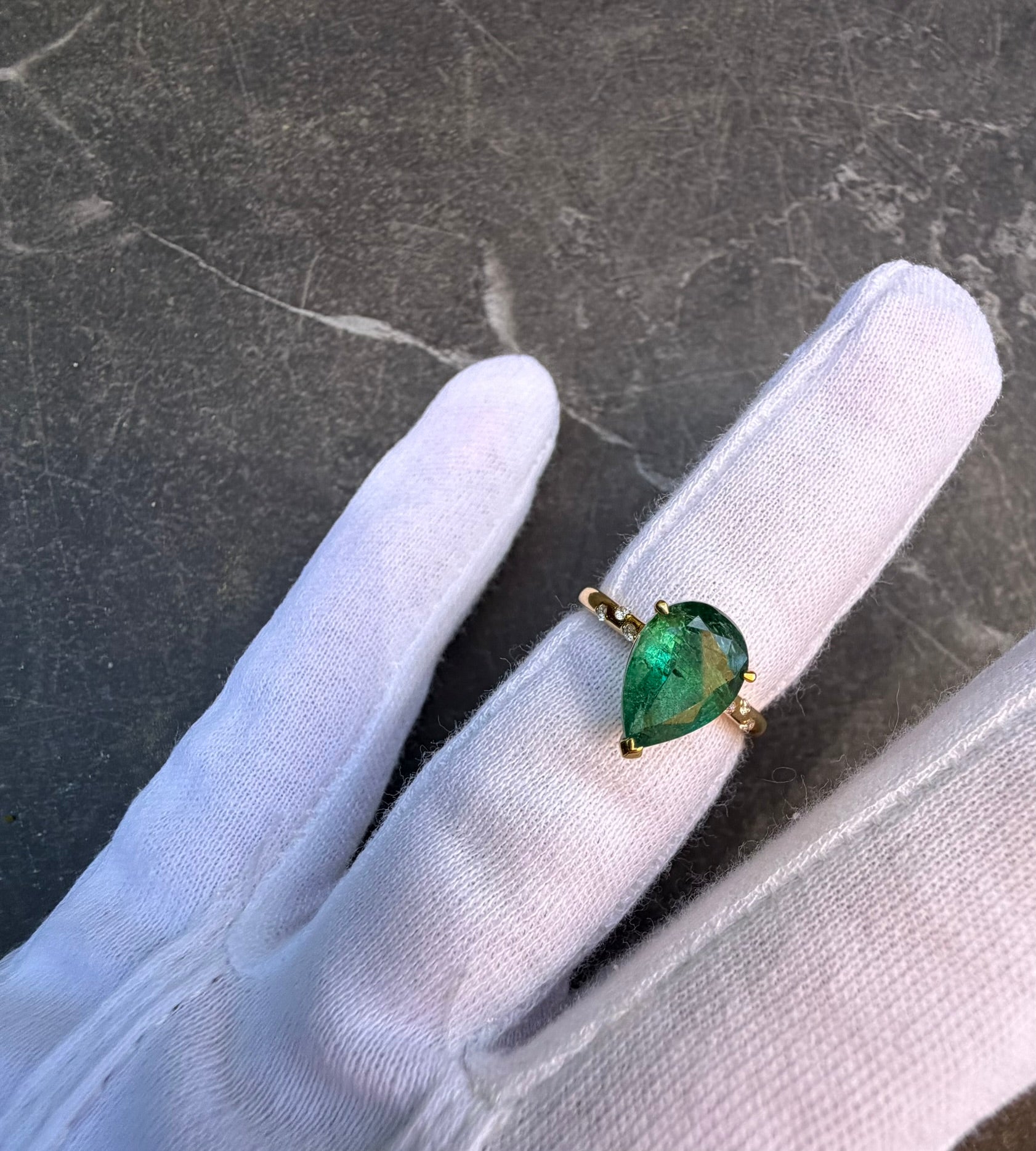 Fern: 2.75 CT Emerald Ring